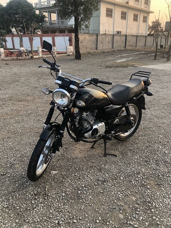 Suzuki gs 150 se 15