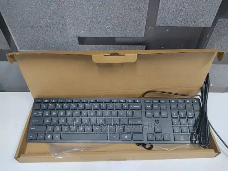 HP Wired Desktop 320K Keyboard 2