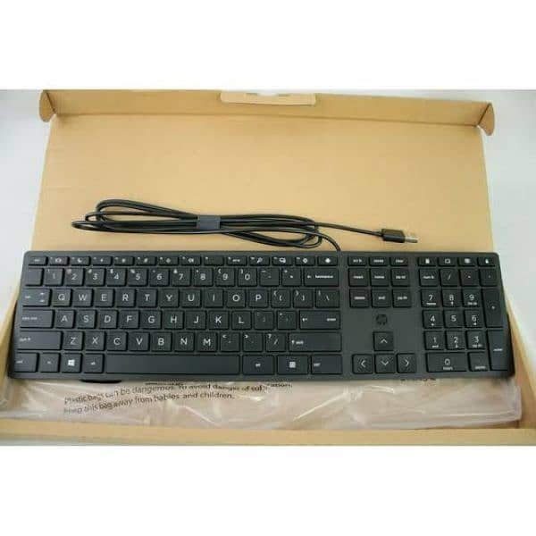 HP Wired Desktop 320K Keyboard 4