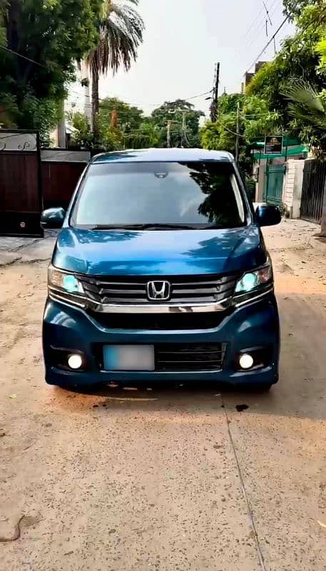 Honda N wgn custom 14/2018 import in immaculate condition 7