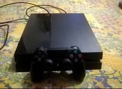 Ps4 fat 500gb in excellent condition with 2 controllers and all cables