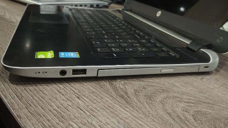 HP Pavilion 4