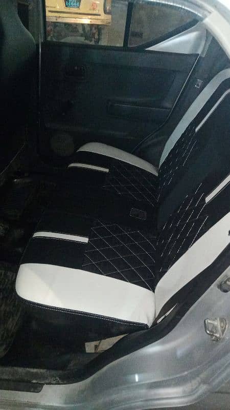 Seat cover Available 7