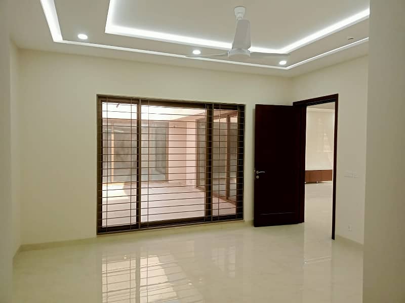 1 Kanal Luxury Upper Portion For Rent In DHA Phase 1,Block A. 1