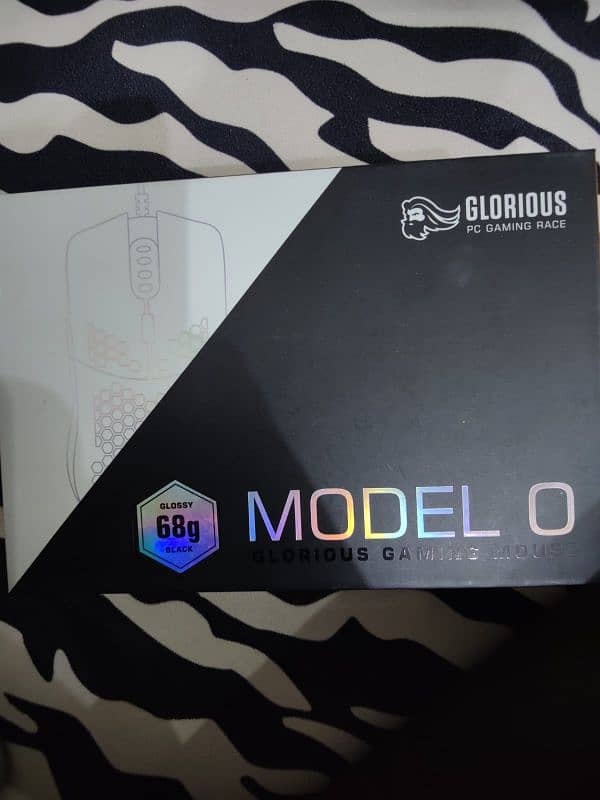 Glorious Model O gaming mouse 0