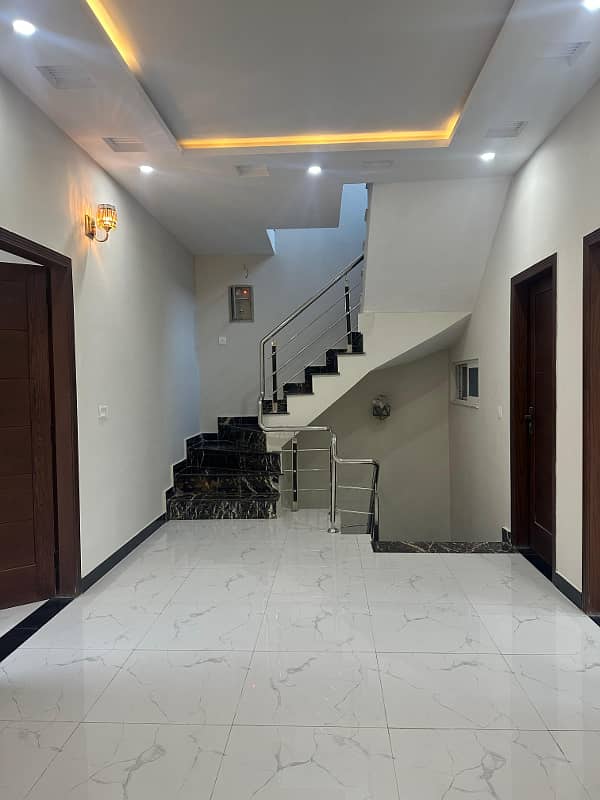 5 Marla Brand New House At Affordable Price For Sale In Park View City Lahore. 15