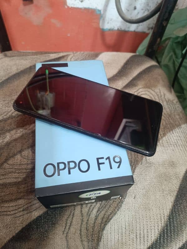 oppo F19 with box pta approved 0