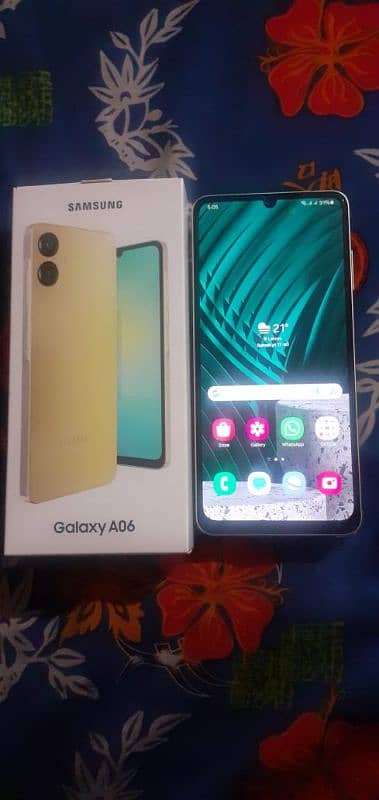 Samsung A06 _ 4Gb | 64Gb / Gold 0