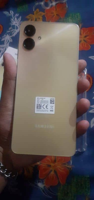 Samsung A06 _ 4Gb | 64Gb / Gold 8