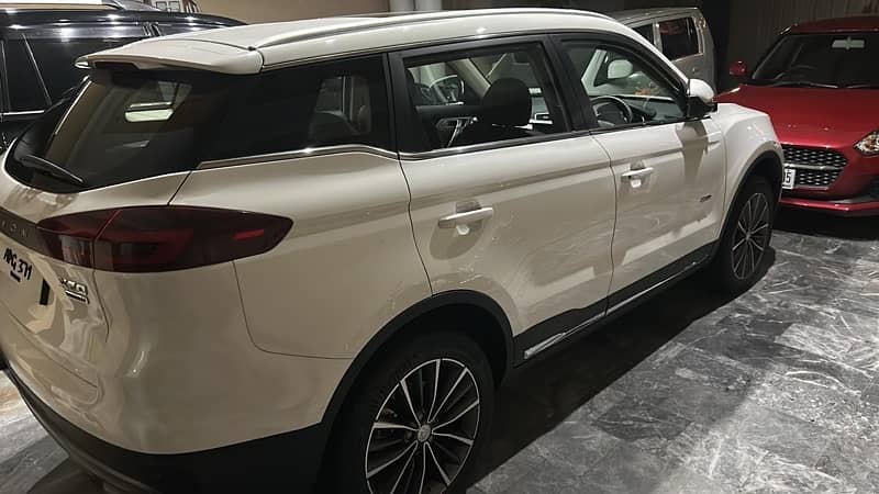 Proton X70 2022 4