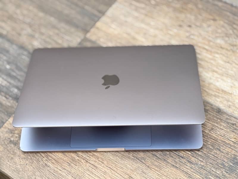 MacBook Pro (13-inch, 2016 3