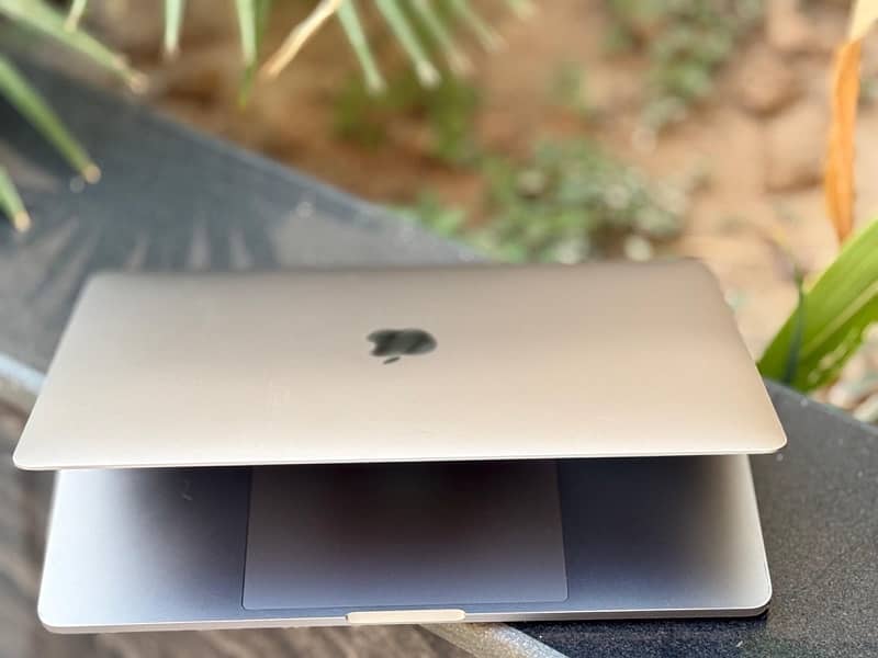 MacBook Pro (13-inch, 2016 6