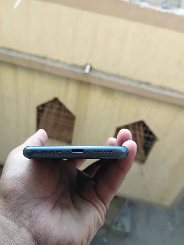 Iphone 11 for sell 2