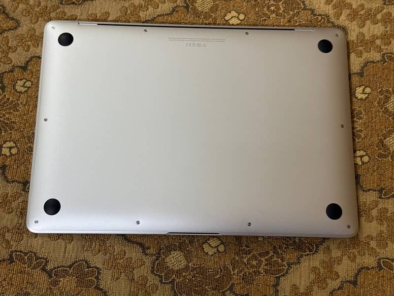 Macbook Air 13.3’’ 8GB/512GB M1 2020 Silver 1