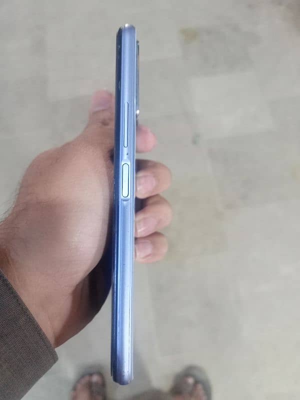 Vivo Y20 (4/64gb) 4