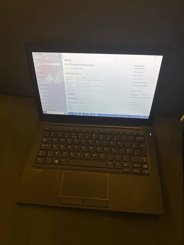 Dell laptop i5-7300U 0