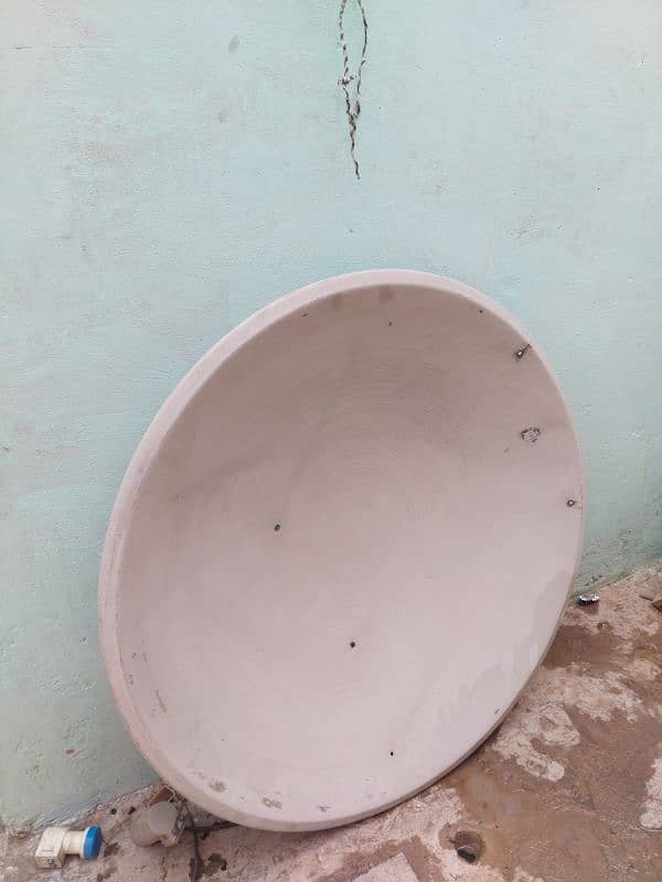 4.3 ft dish ڈش  only for sale 2