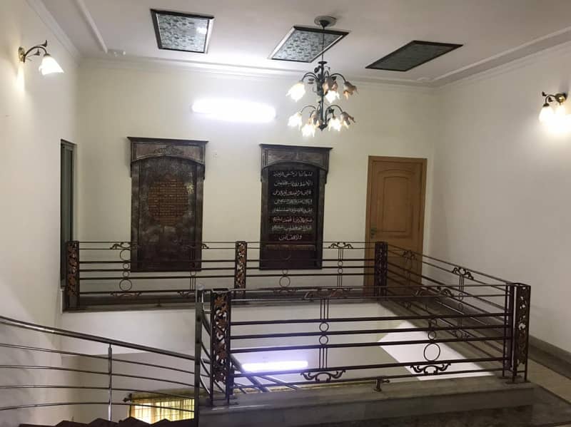 2 Kanal Fully Furnished Beautiful Bungalow Is Available For Sale near PIA Society Lahore. 29