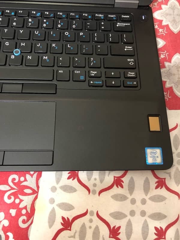 DELL LATITUDE E5470 1