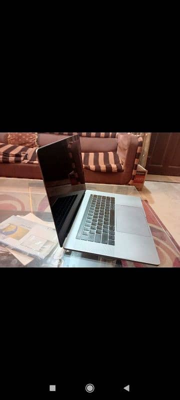 MacBook Pro 2017 3