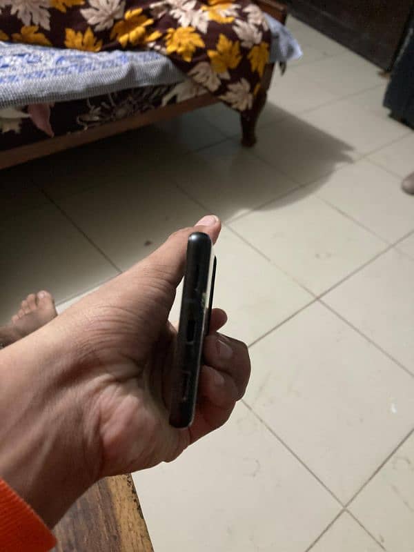 ( Google pixel 6a )pta approved for sale in 9.5/10 condition. no fault 2