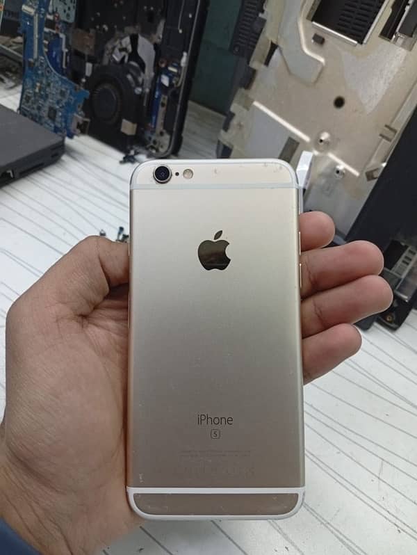 iPhone 6s 64 gb pta approved 1