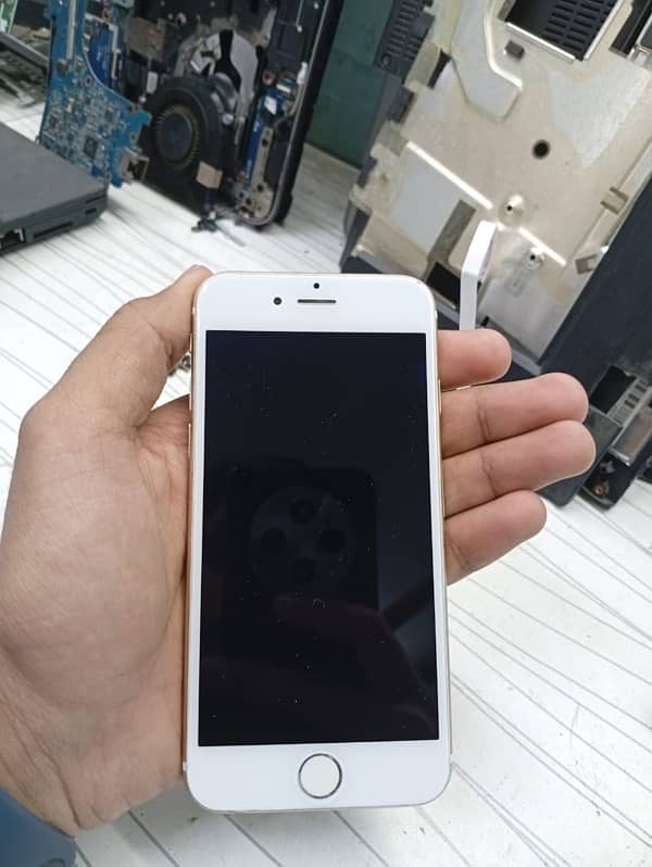 iPhone 6s 64 gb pta approved 3