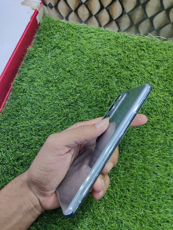 One Plus 9 Pro 12*256 4