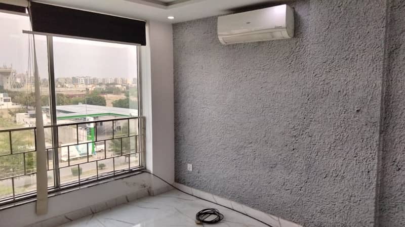 1 Bed Apartment For Rent in Sector D Bahria Town Lahore 4