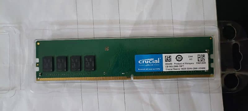 Brand New Crucial 1x16 gb Ram DDR4 , 2666 MHz, UDIMM 1