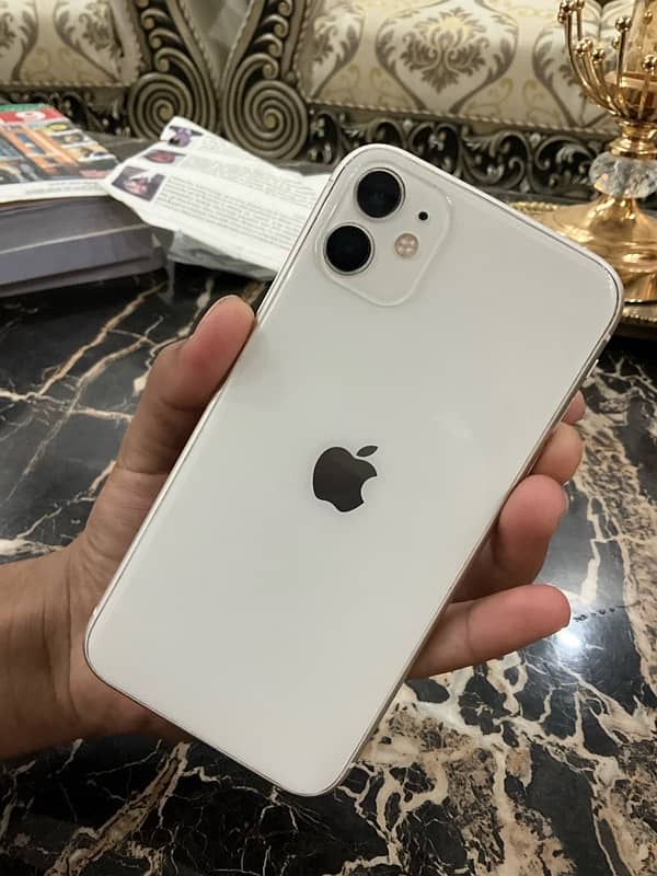 iphone 11  to sell 2