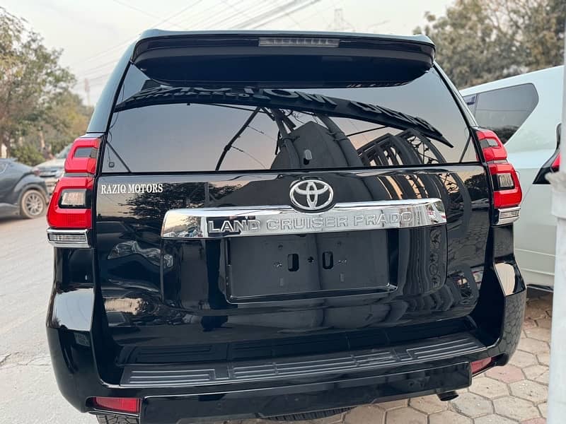 Toyota Prado 2019 5