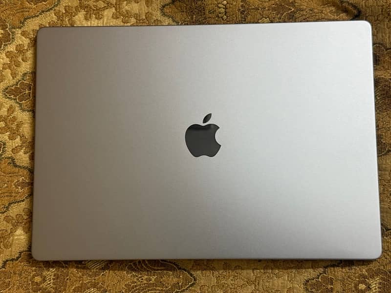 MacBook Pro 16’’ 32GB/1TB M1 Max Space Grey 0