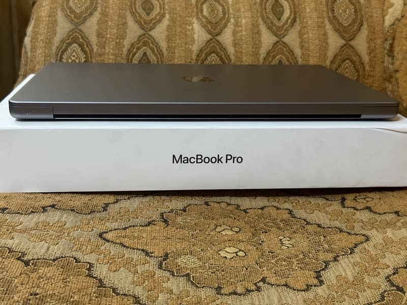 MacBook Pro 16’’ 32GB/1TB M1 Max Space Grey 4