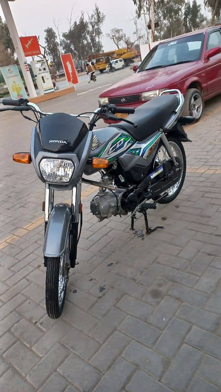 HONDA CD 70 DREAM LUSH CONDITION 4