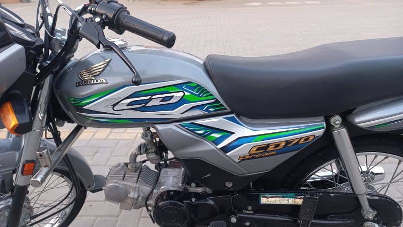 HONDA CD 70 DREAM LUSH CONDITION 5