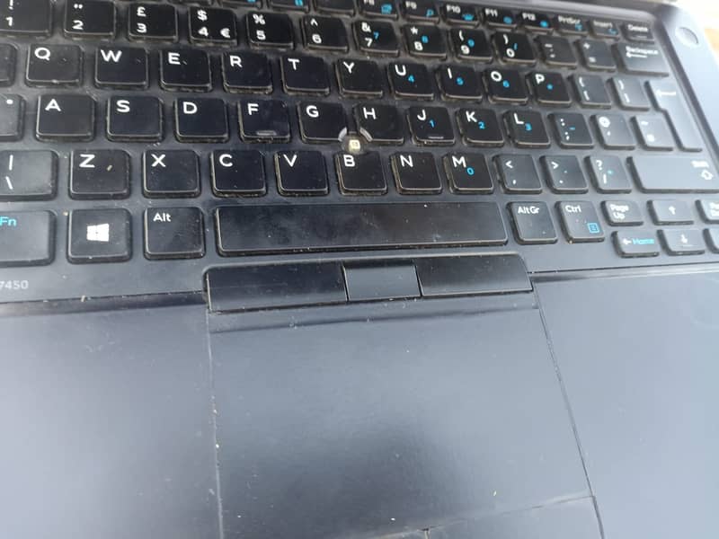 Dell Latitude E7450 A1 Condition With SSD 7