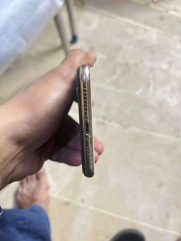 IPHONE XS MAX NON PTA GOLDEN 512 DUAL 4