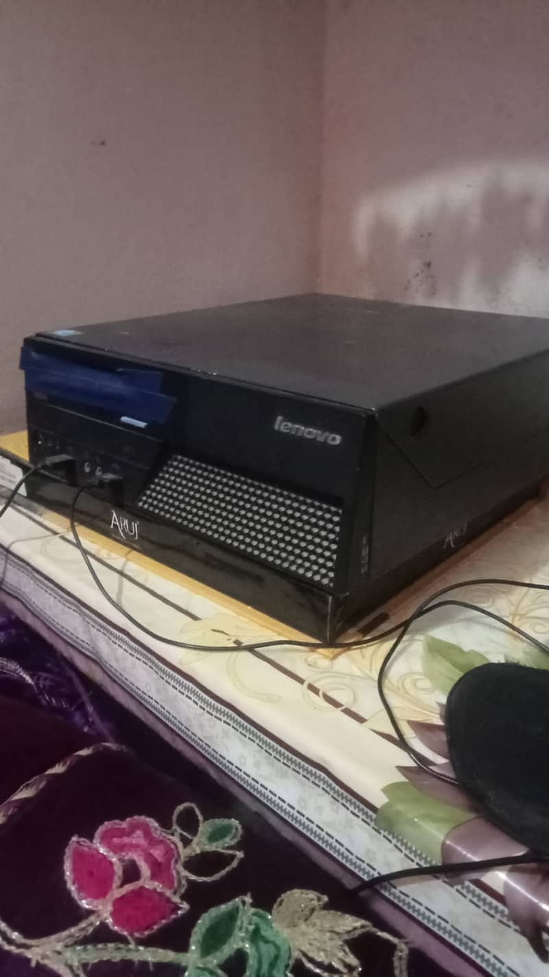 Desktop computer setup for sale 8