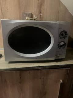 Microwave oven