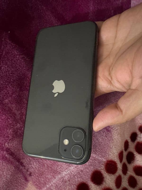 iphone 11 condition 10/10  non pta factory unlock 03120063593 0