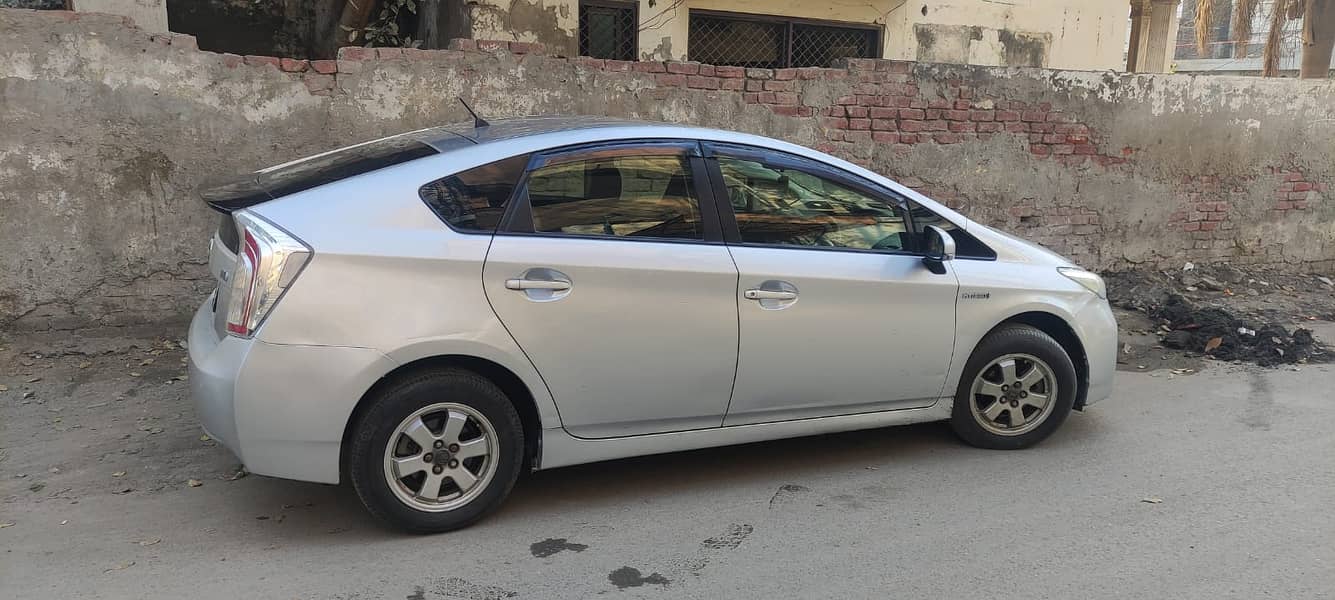 Toyota Prius 2012 / 2016 for sale car 16