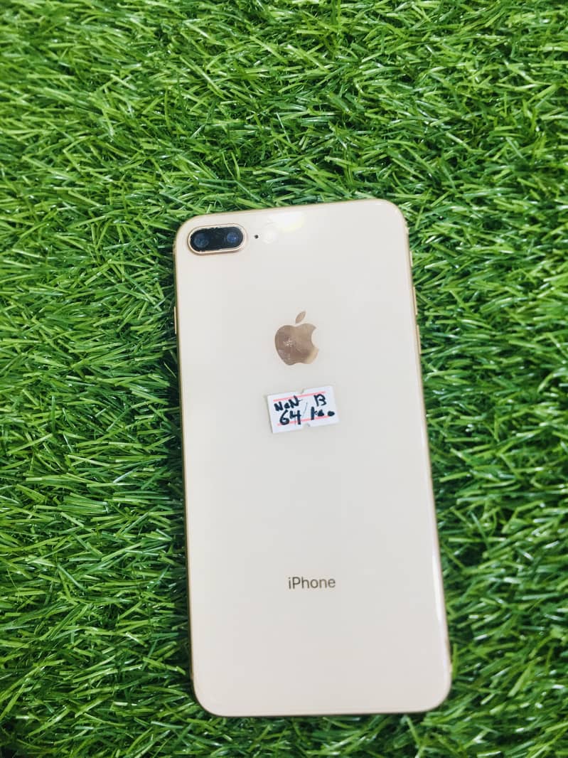 Apple iPhone 8 Plus 2