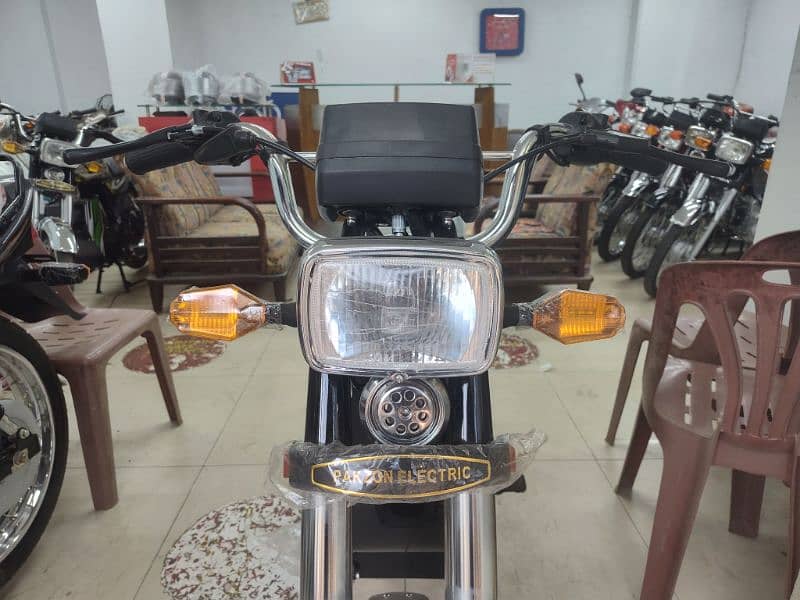 PakZon PE-70D Electric Bike with DRY GEL BATTERIES | Ahsan Autos 6