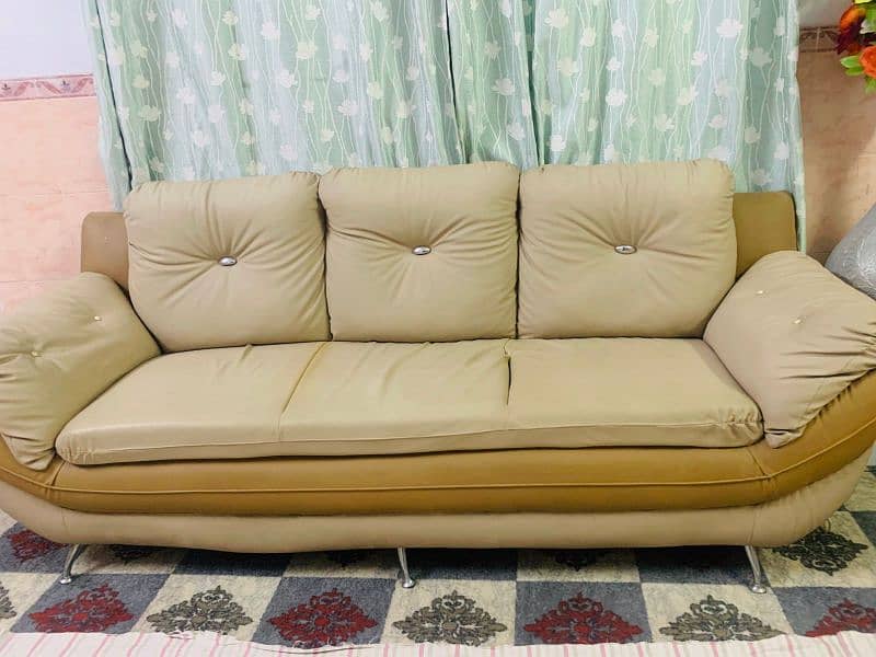 7 seater sofa 0