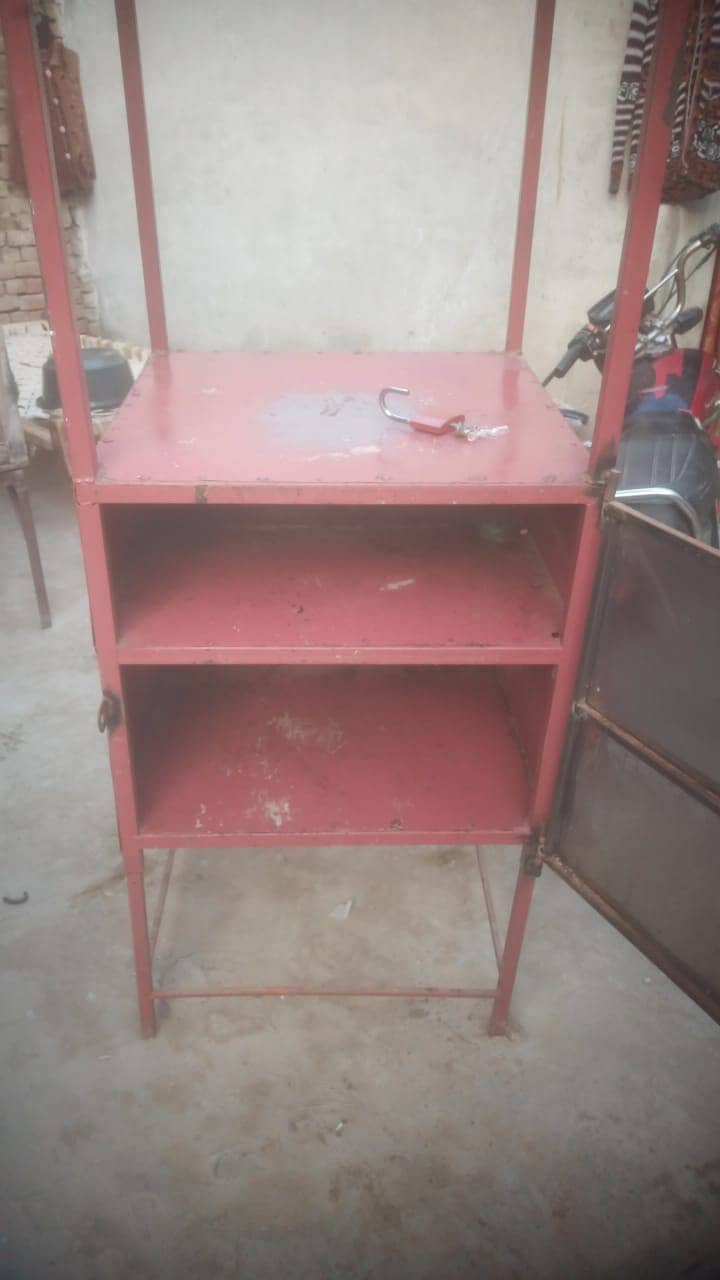 Counter For Sale Good condition In layyah 1