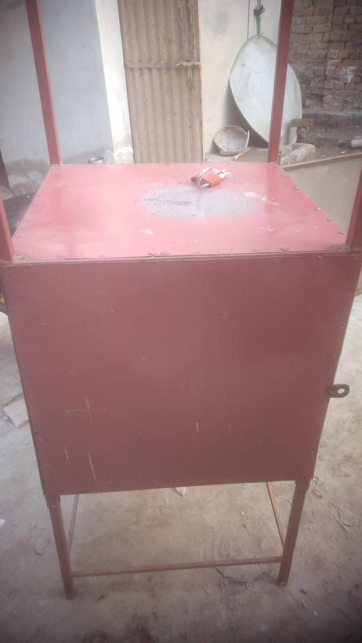 Counter For Sale Good condition In layyah 2