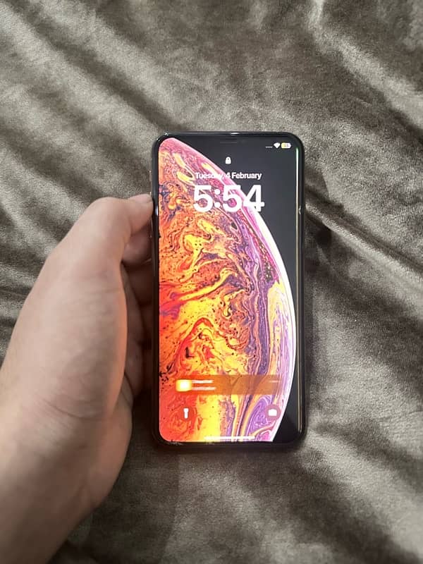 xs max 64gb factory uncloked 5