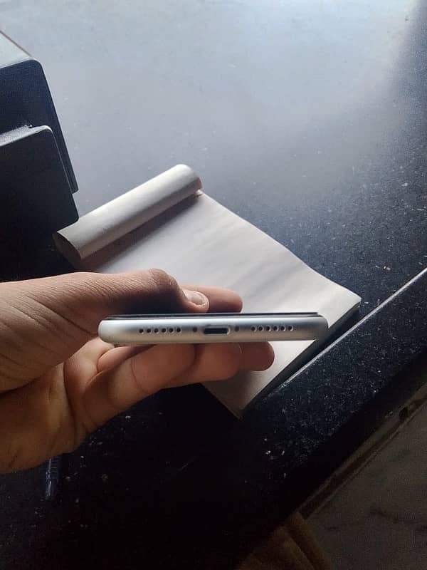 iphone XR brand new condition 3