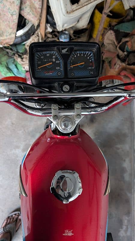 CG 125 Red 2